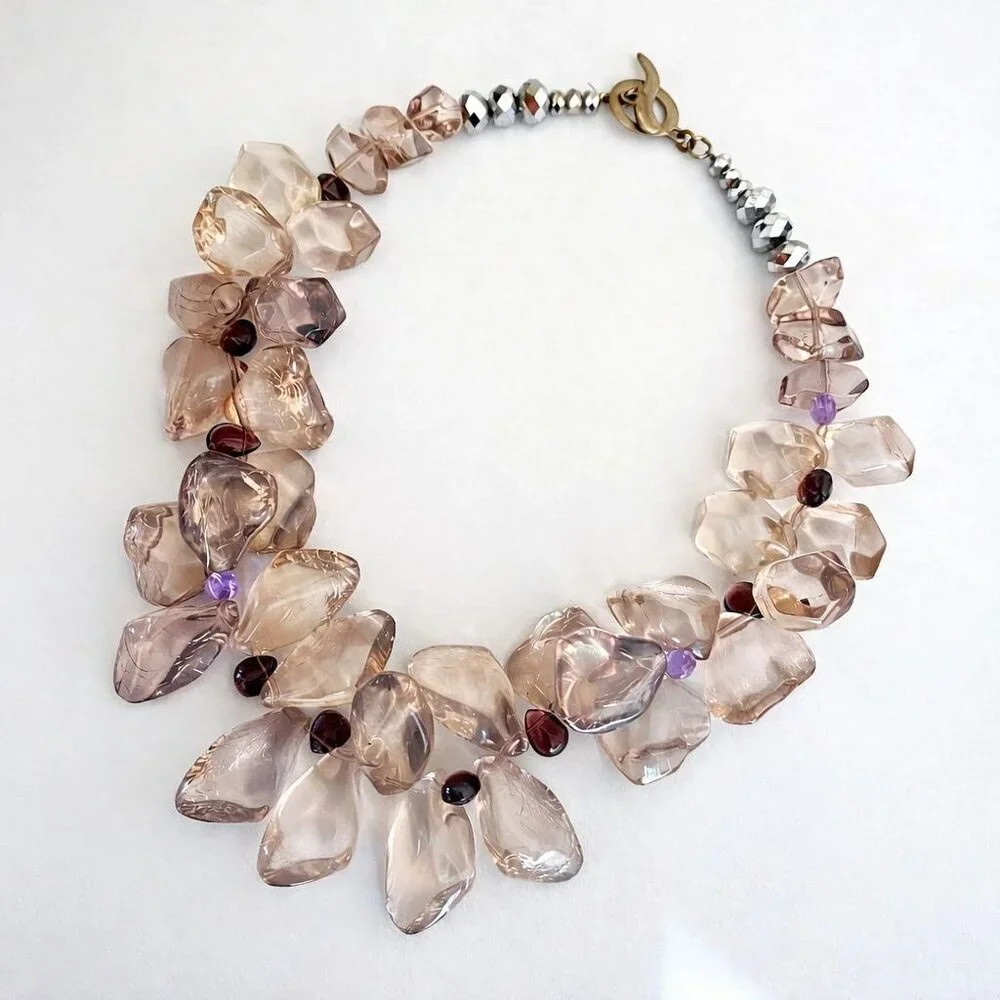 Vintage Lavender Lucite Nugget Statement Choker Necklace Purple Toggle 21 inches - Picture 2 of 5